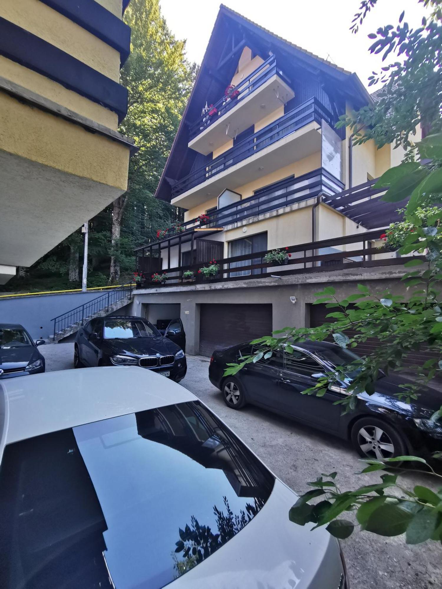 Apartament Kalinderu K1 Буштені Екстер'єр фото